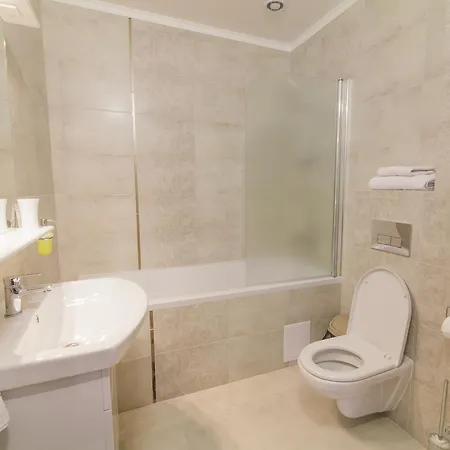 Hotel Zinedine Sport-hotel Uschhorod