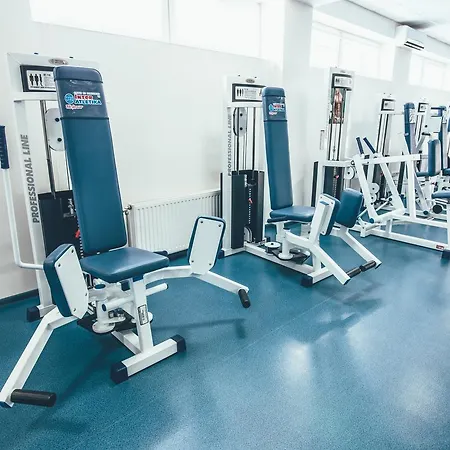 Zinedine Sport-hotel Отель 3*